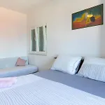 3 Bedroom Cozy In Slatine Casa vacanze Traù