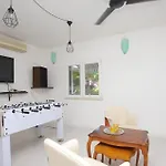 3 Bedroom Cozy In Slatine Casa vacanze Traù