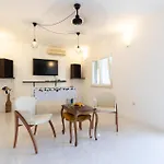 Lovely In Slatine With House Sea View *