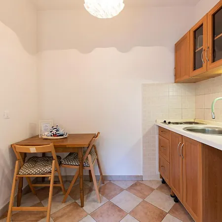 4 Bedroom Cozy In Slatine Prázdninový dům Trogir