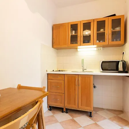 3 Bedroom Cozy In Slatine Trogir