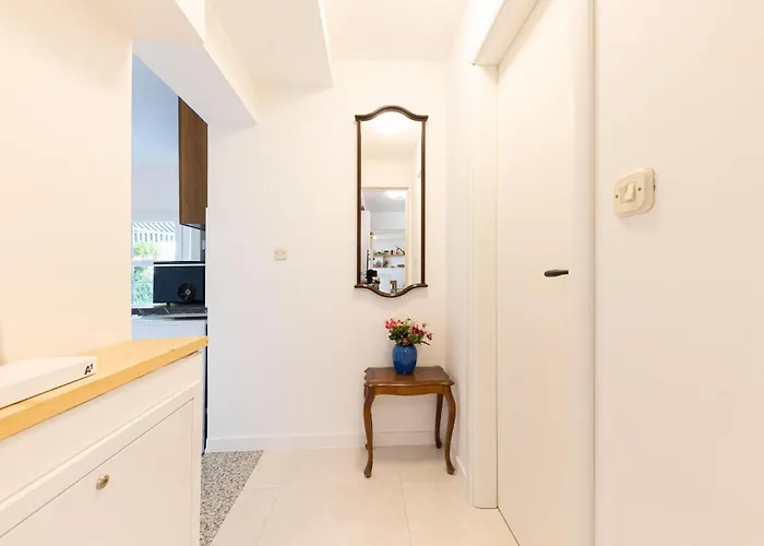 3 Bedroom Cozy In Slatine Ferienhaus Trogir